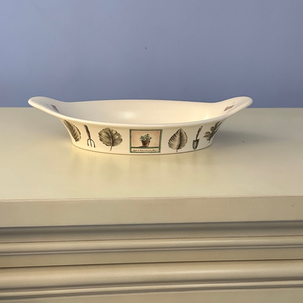 Pfaltzgraff Naturewood Serving Dish